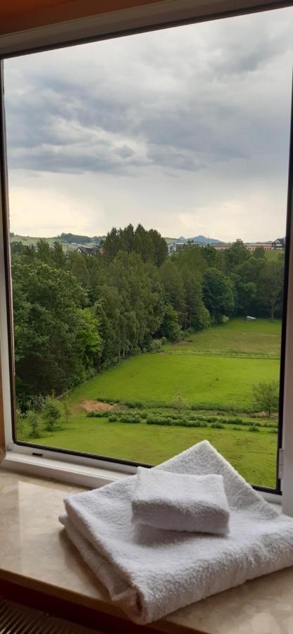 Pokoje Goscinne U Krysi Mizerna Extérieur photo