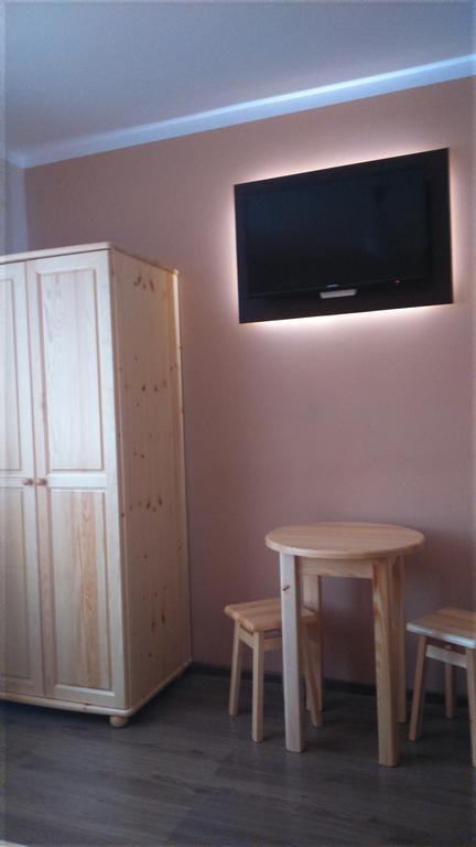 Pokoje Goscinne U Krysi Mizerna Extérieur photo