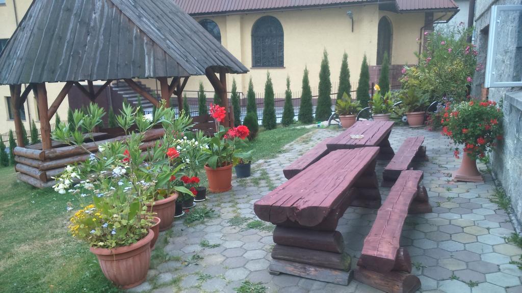 Pokoje Goscinne U Krysi Mizerna Extérieur photo