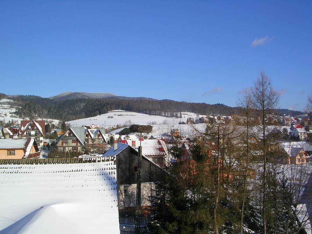 Pokoje Goscinne U Krysi Mizerna Chambre photo